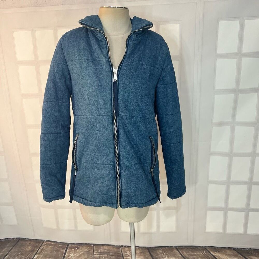 Romeo & Juliet Couture Blue Denim Quilted Zip-Up Lined Puffer Jacket Size Medium